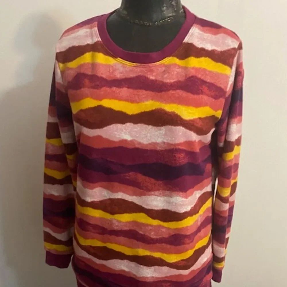 Land's End Serious Sweats Blackberry Mountain Ombré, size M (10-12)